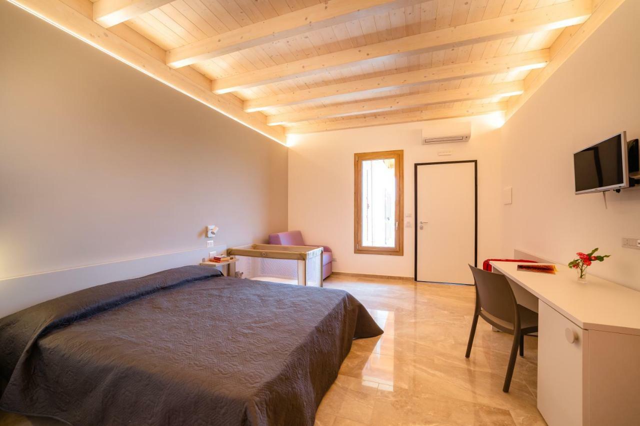 Agriturismo Acquachiara ซาบาอูเดีย ภายนอก รูปภาพ